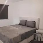 Stylish Apt En Chuao 6P - Caracas