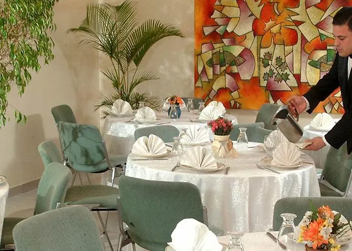 Lincoln Suites
