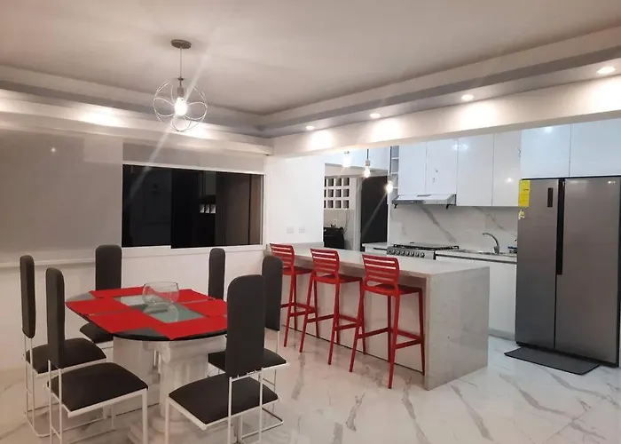 Stylish Apt En Chuao 6P - Caracas