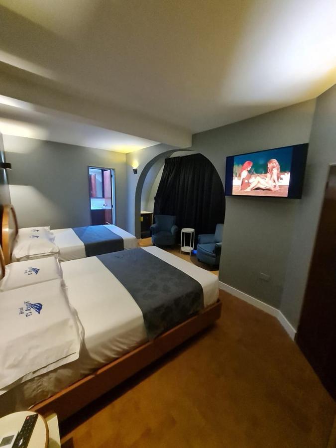 El Arroyo 3*