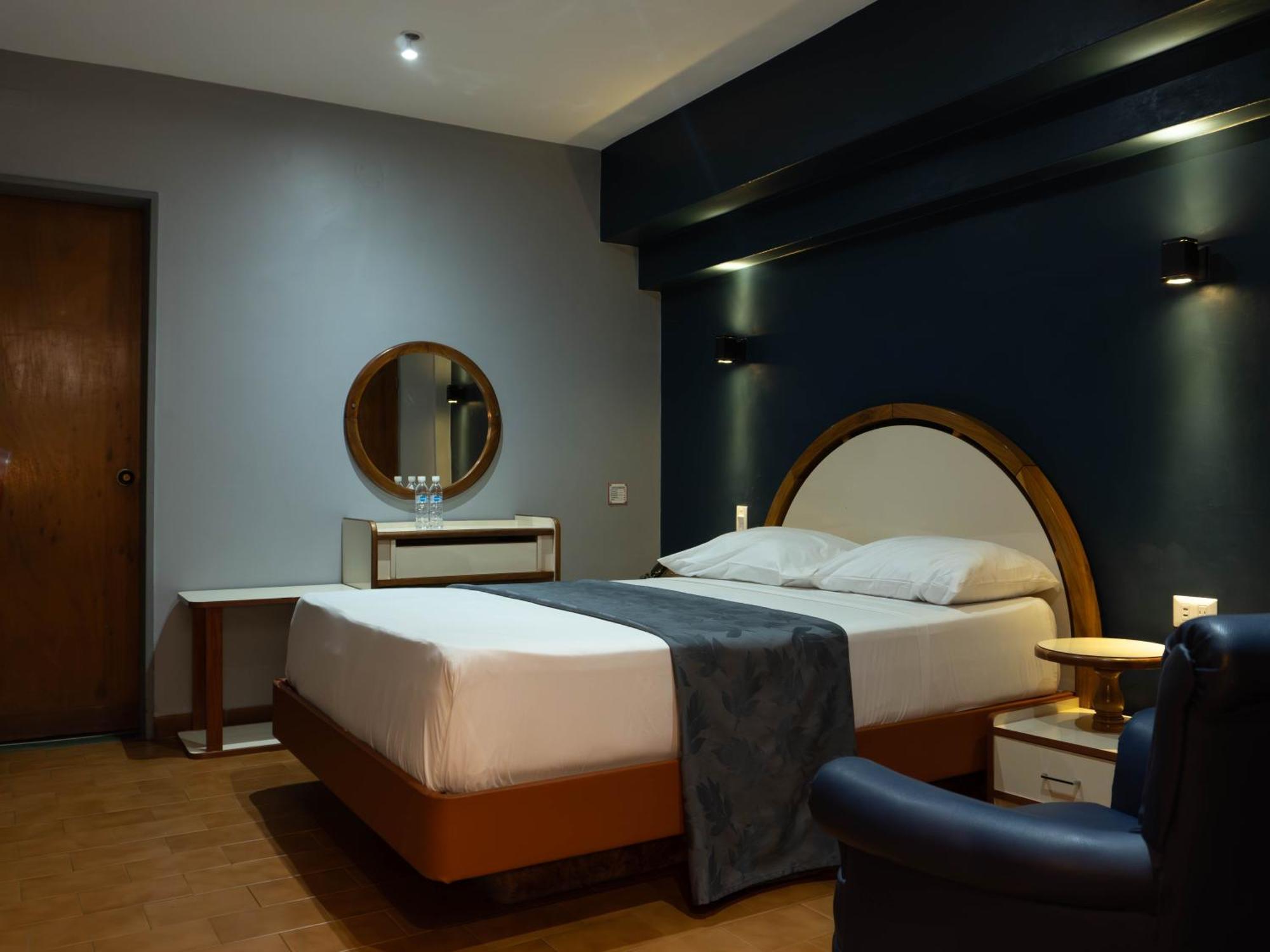 El Arroyo Hotel 3*