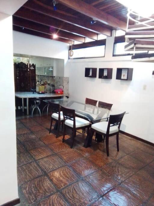 Hermosa Casa En Santa Marta *