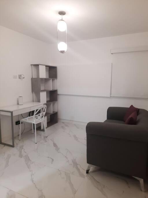 Apartamento Stylish En Chuao 6p - *
