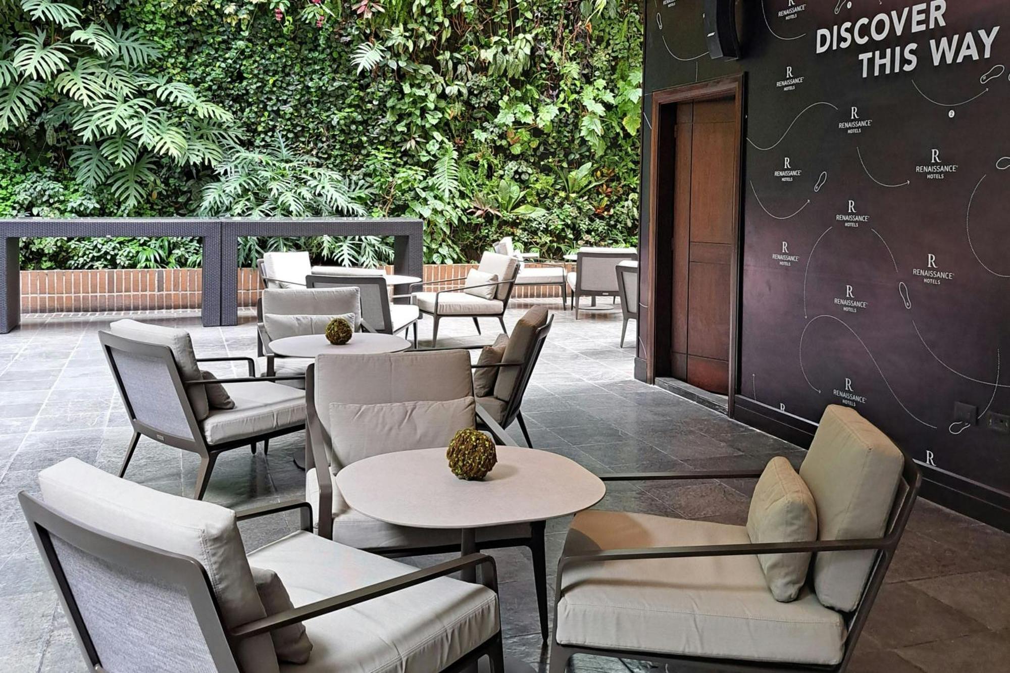 Hotel Renaissance La Castellana 5*