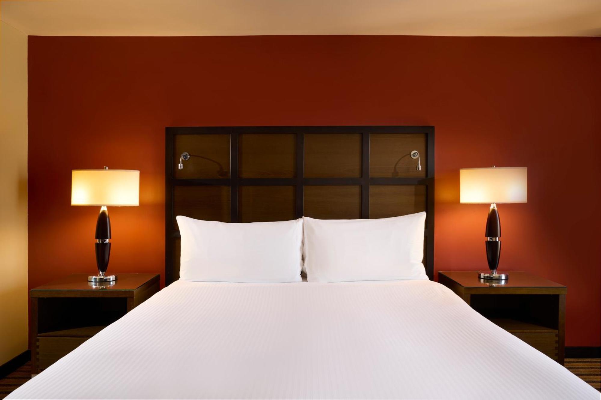 Hotel Renaissance La Castellana Caracas