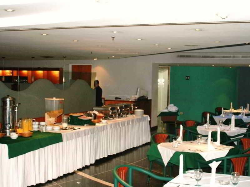 Chacao Cumberland Hotel