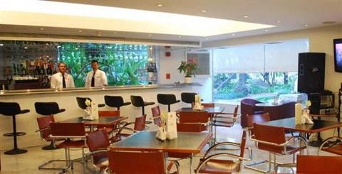 Paseo De Mercedes Hotel 4*