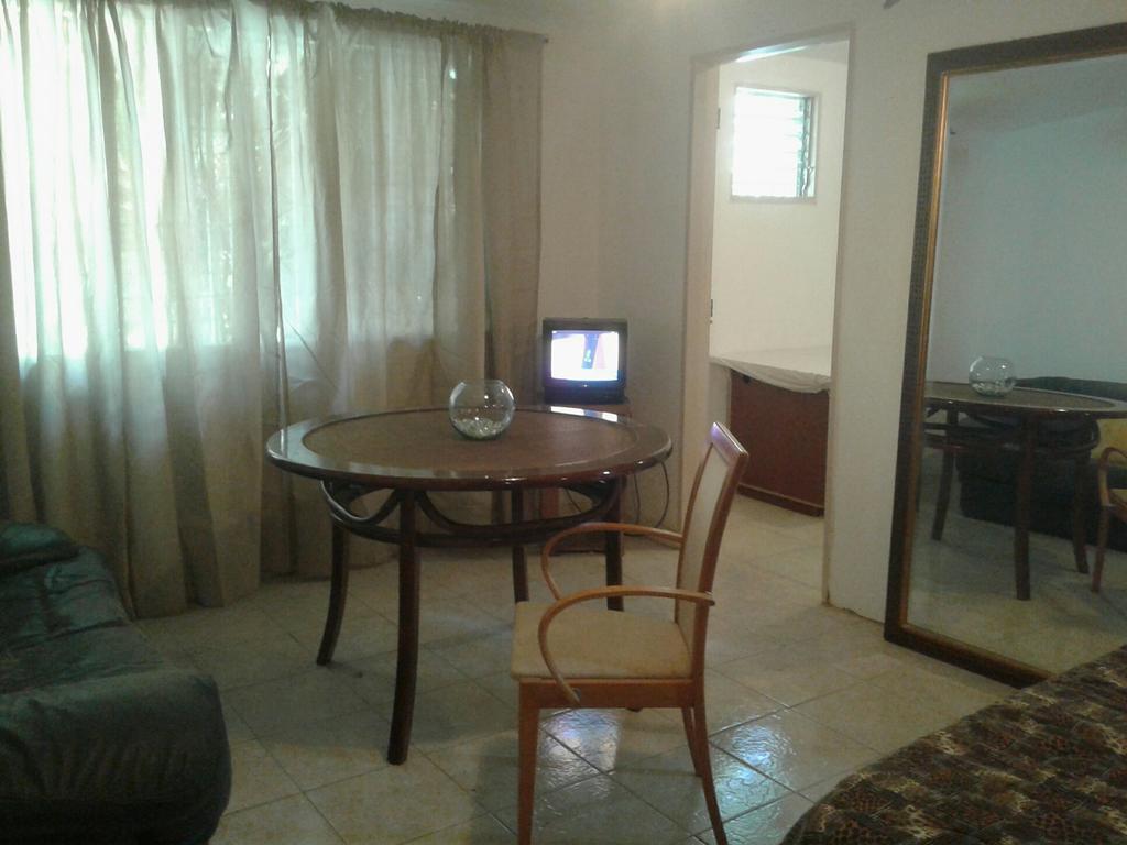 Hostal Mariani International *