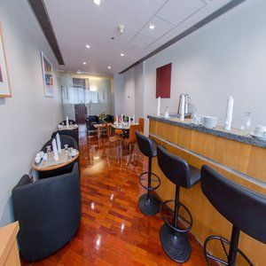Paseo De Mercedes Hotel