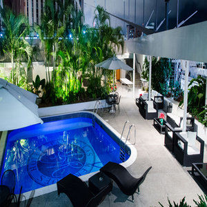 Paseo De Mercedes 4*