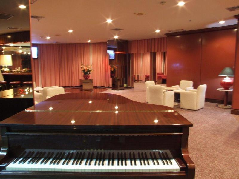 Hotel President