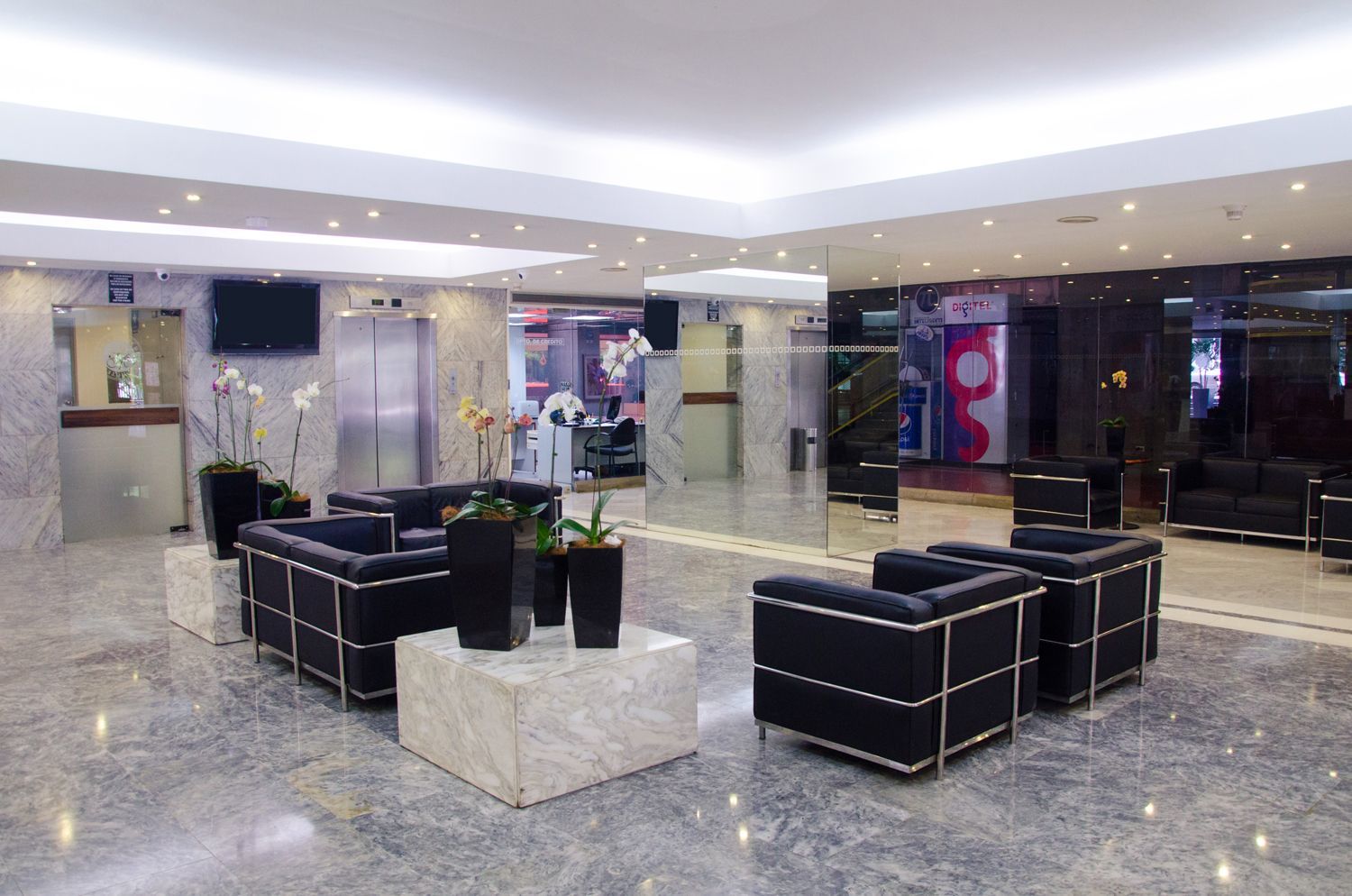 Paseo De Mercedes 4*