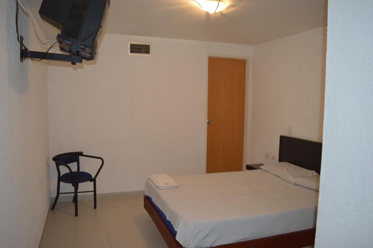 Hotel Tiburon 2*