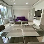 De Lujo En La Mejor Zona De Caracas