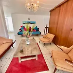 Apartamento Unico En Caracas 3 Habitaciones, 3 Banos, Terrazas, Hamaca, Estacionamiento, Smartv, Wifi Y Una Decoracion Brutal Estilo Art Deco - Moderno