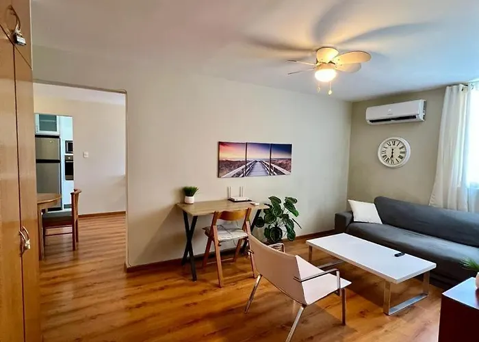 Comfortable Apartment For 4 People In La Tahona