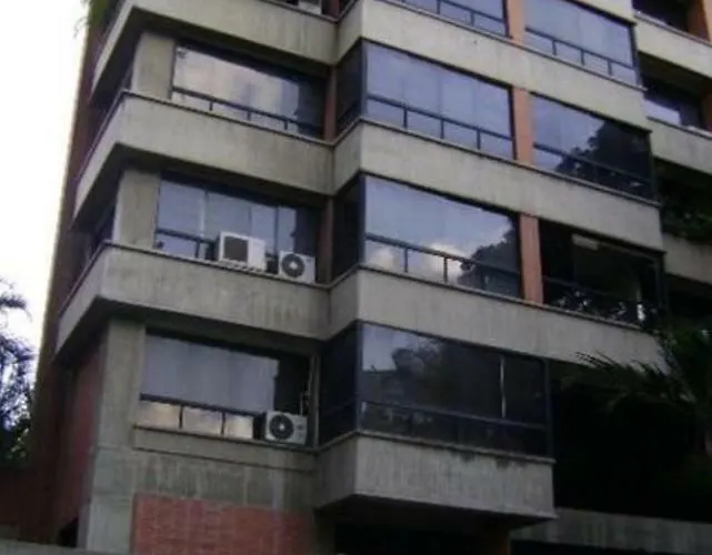 Karlota Suites