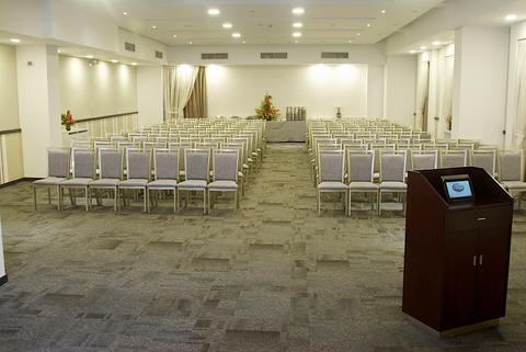 Hotel Altamira Village Htl Caracas