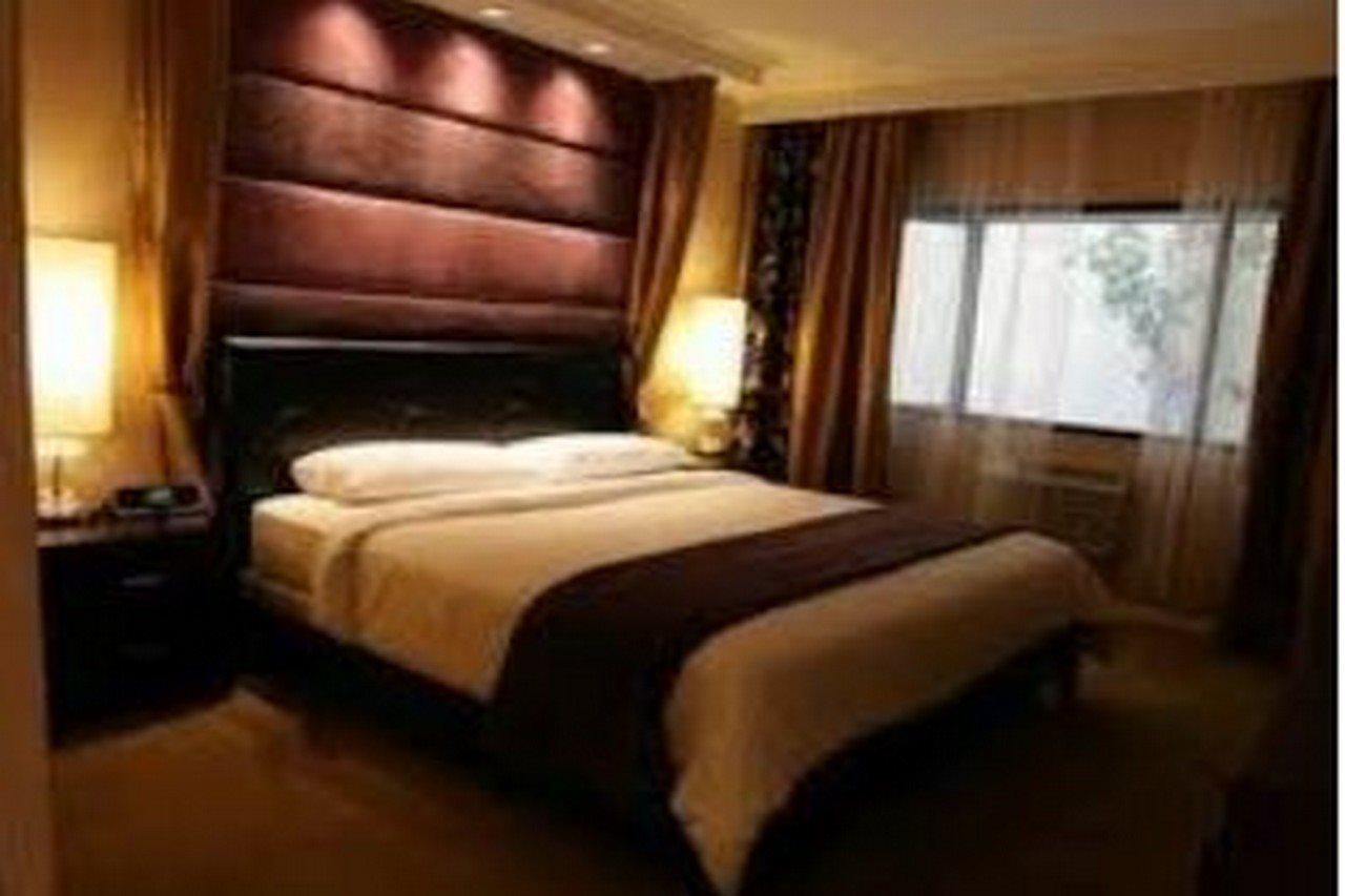Garden Hotel