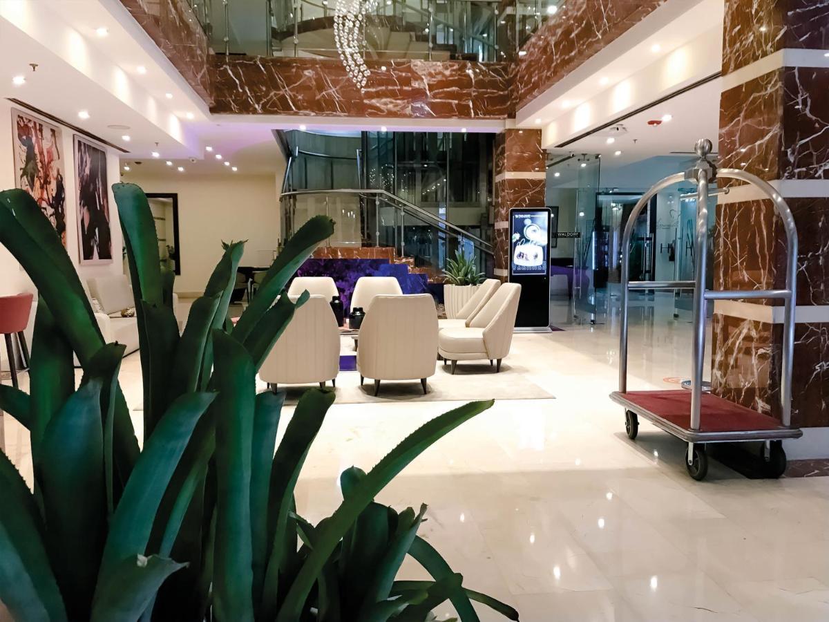 Hotel Waldorf