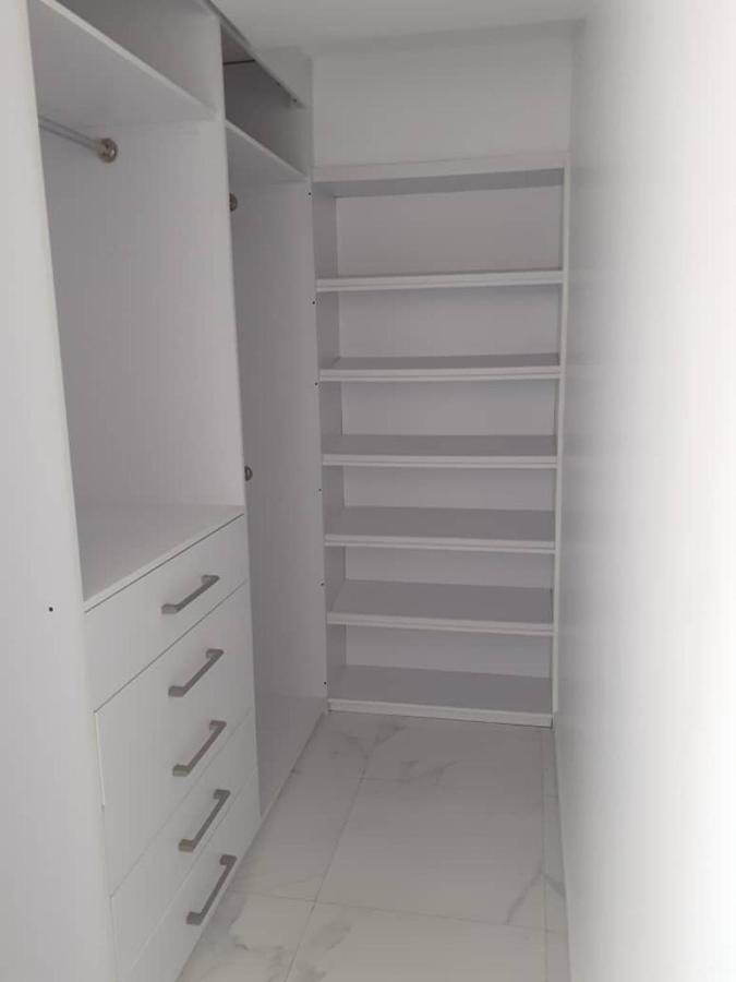 Confortable Apartamento Ejecutivo En La California * Caracas