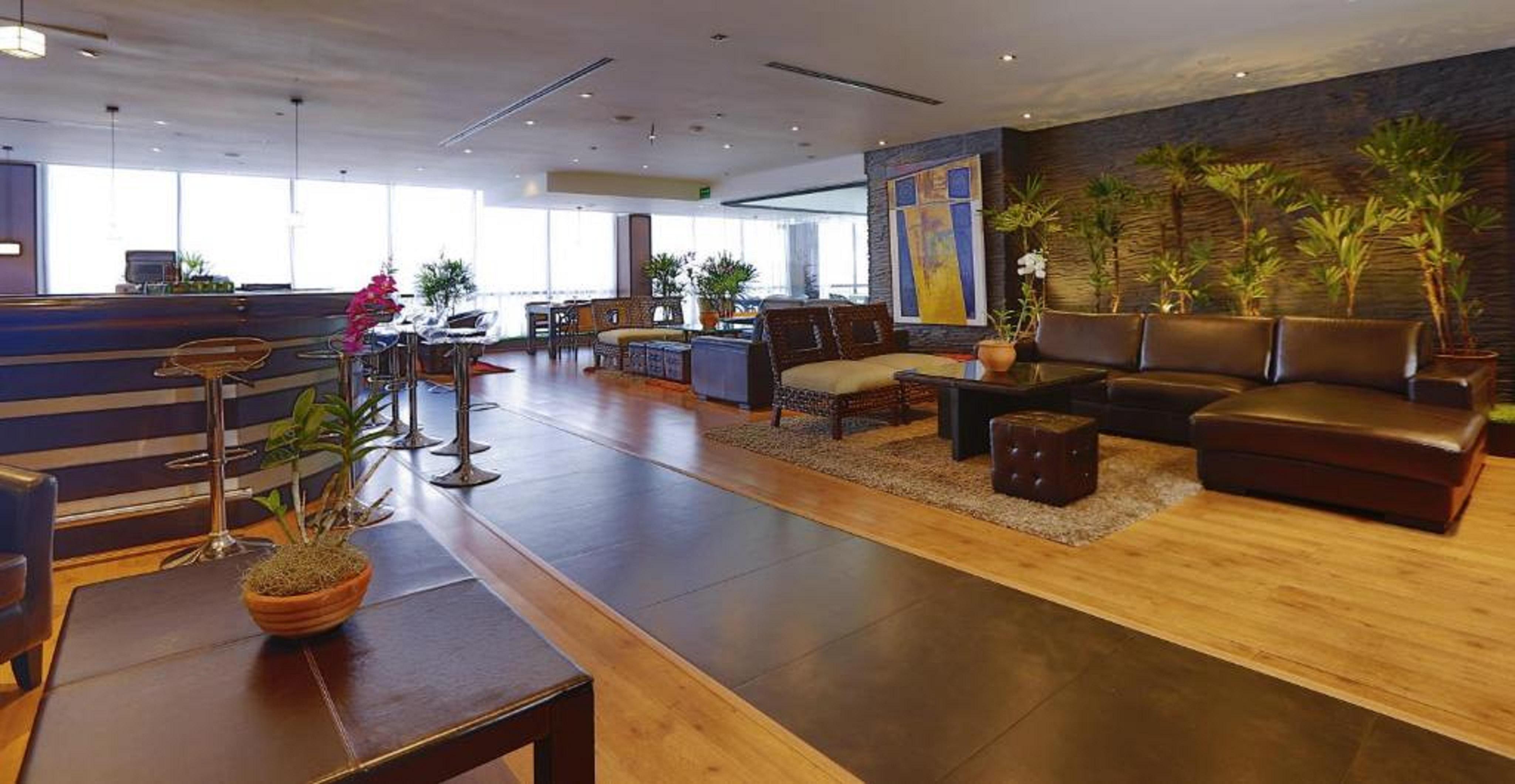 Hotel Eurobuilding Hotel&suites 5*