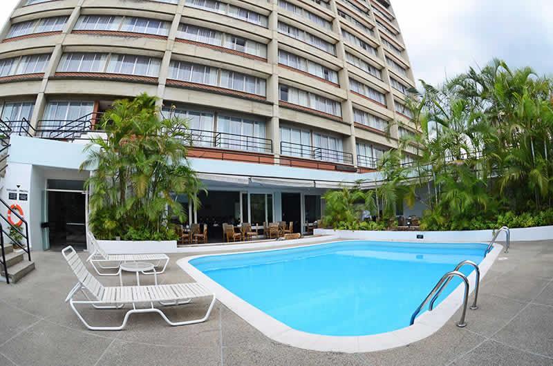 Hotel Paseo De Mercedes 4*