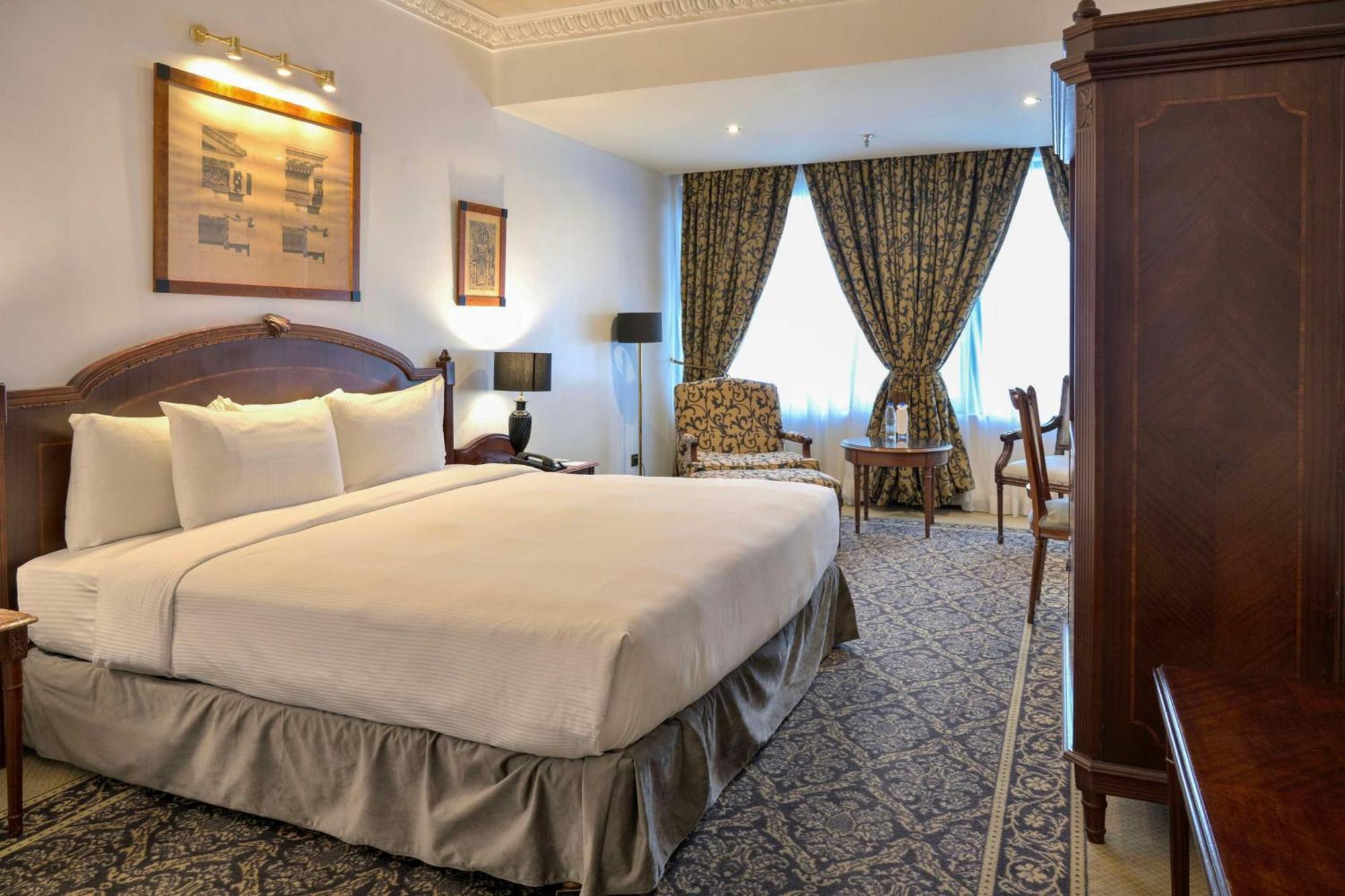 Meliá Hotel 5*