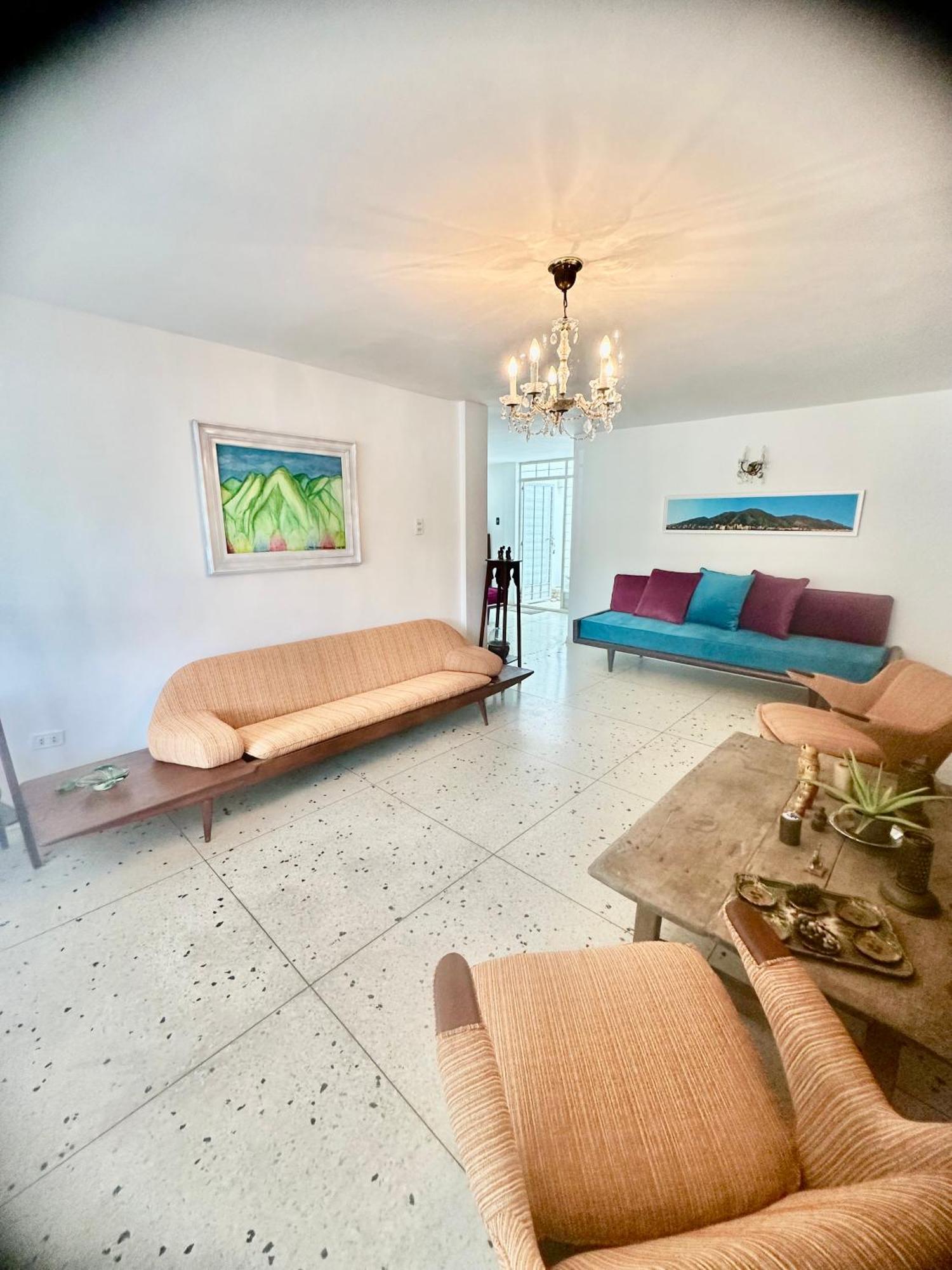 Unico En 3 Habitaciones, 3 Banos, Terrazas, Hamaca, Estacionamiento, Smartv, Wifi Y Decoracion Brutal Estilo Art Deco - Moderno *