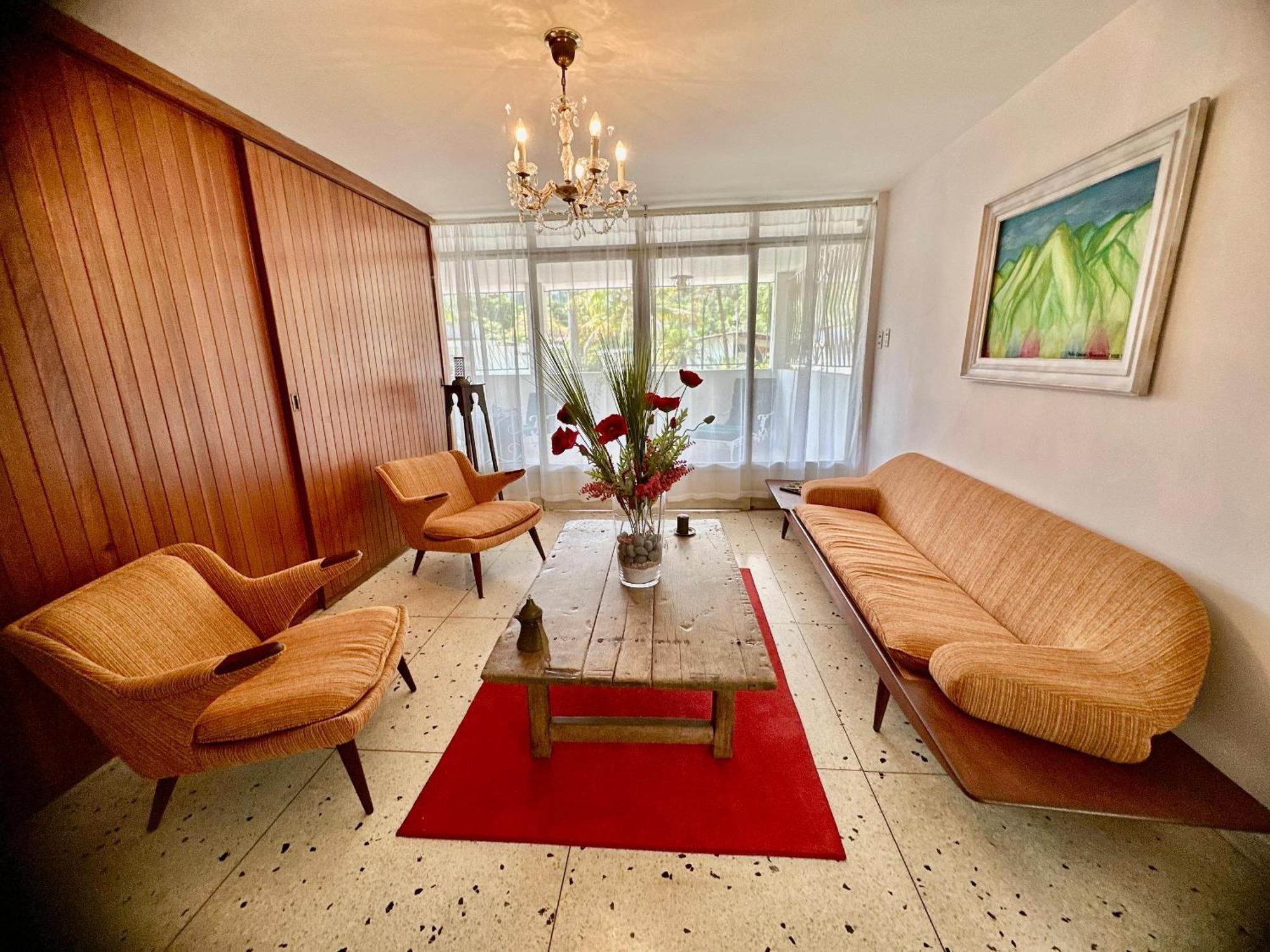 Apartamento Unico En 3 Habitaciones, 3 Banos, Terrazas, Hamaca, Estacionamiento, Smartv, Wifi Y Decoracion Brutal Estilo Art Deco - Moderno *