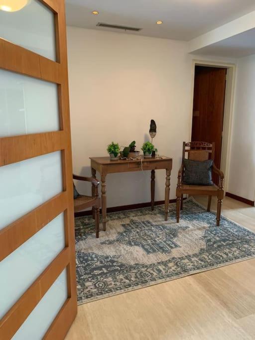 Murano Residence, An Oasis!