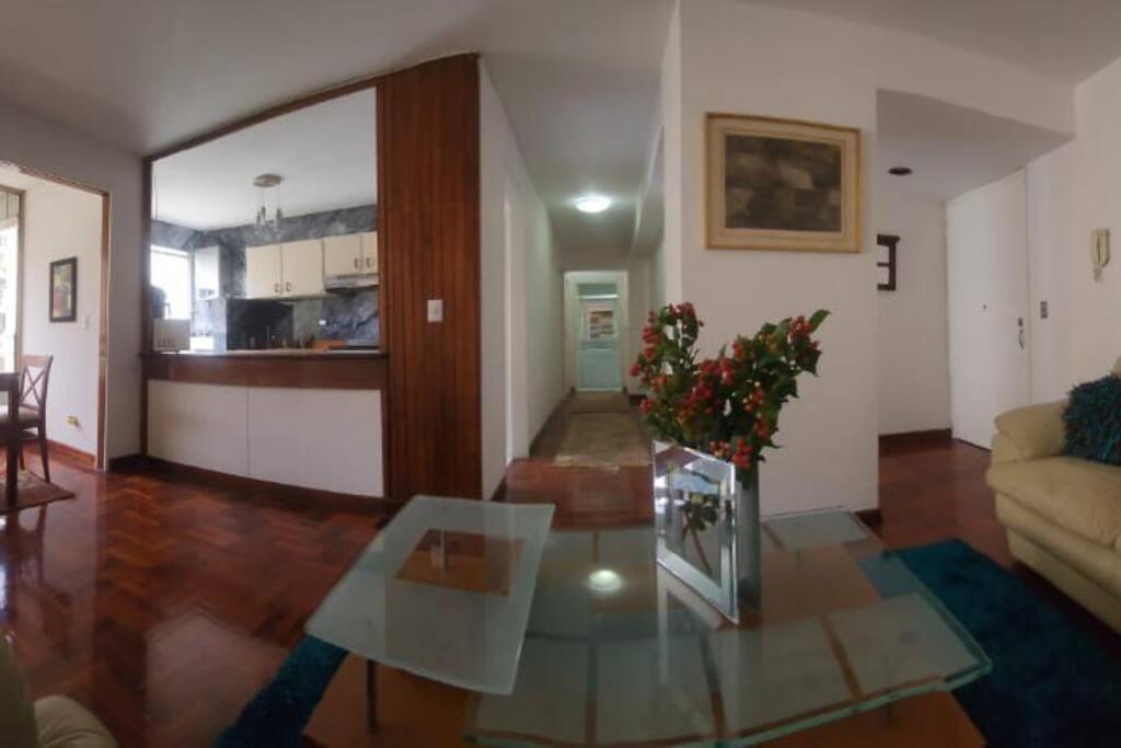 Apartamento Excelente Ubicacion En Los Palos Grandes