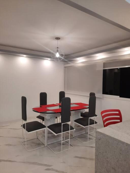 Apartamento Stylish En Chuao 6p - Caracas