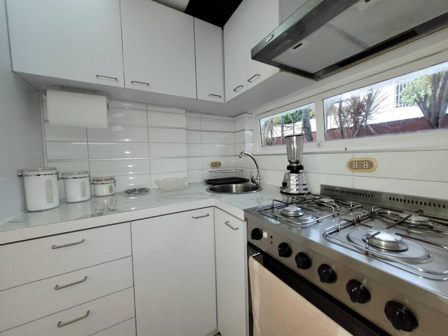 Apartamento Con Estacionamiento Lpg