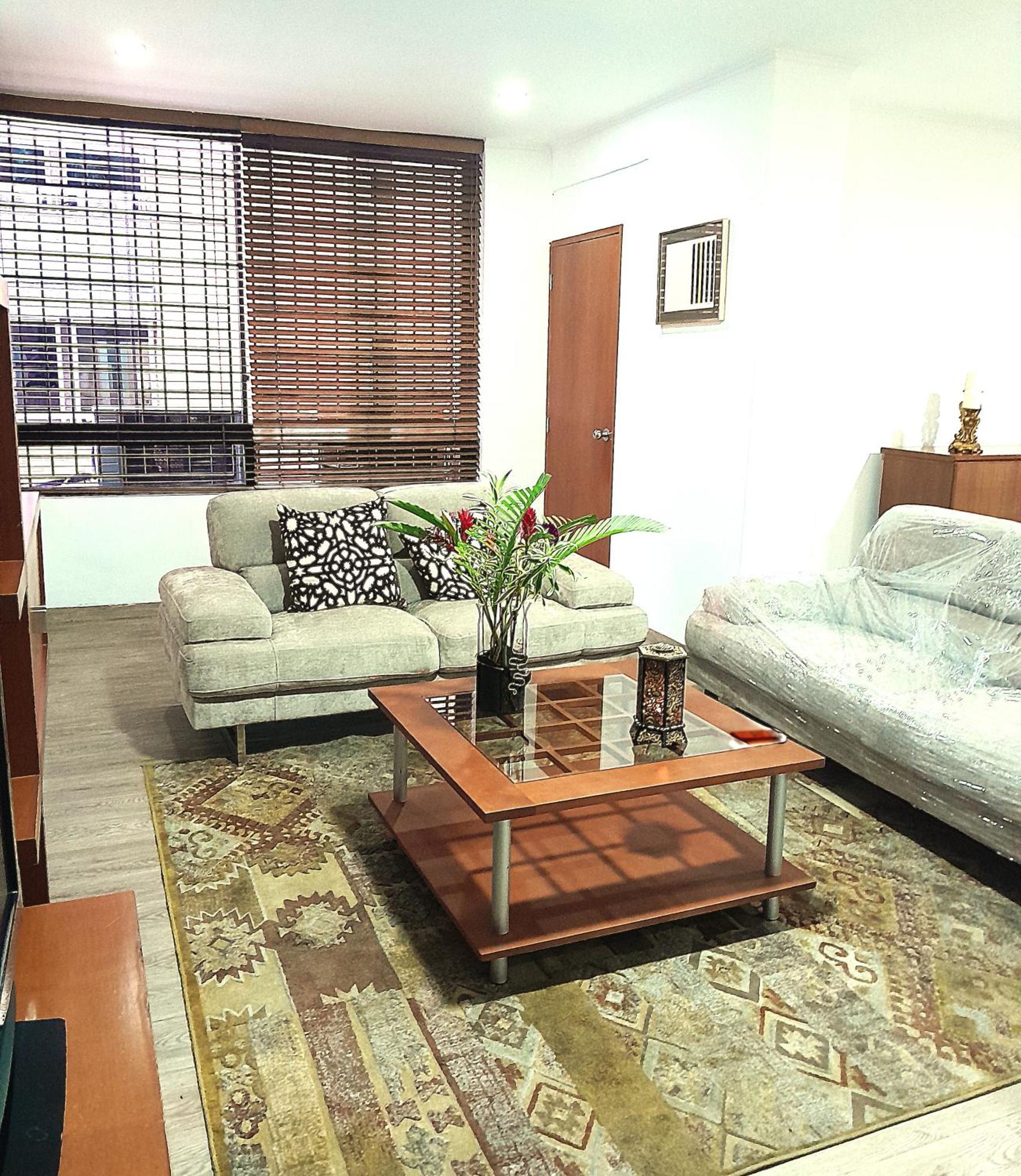 Espo28 * Caracas