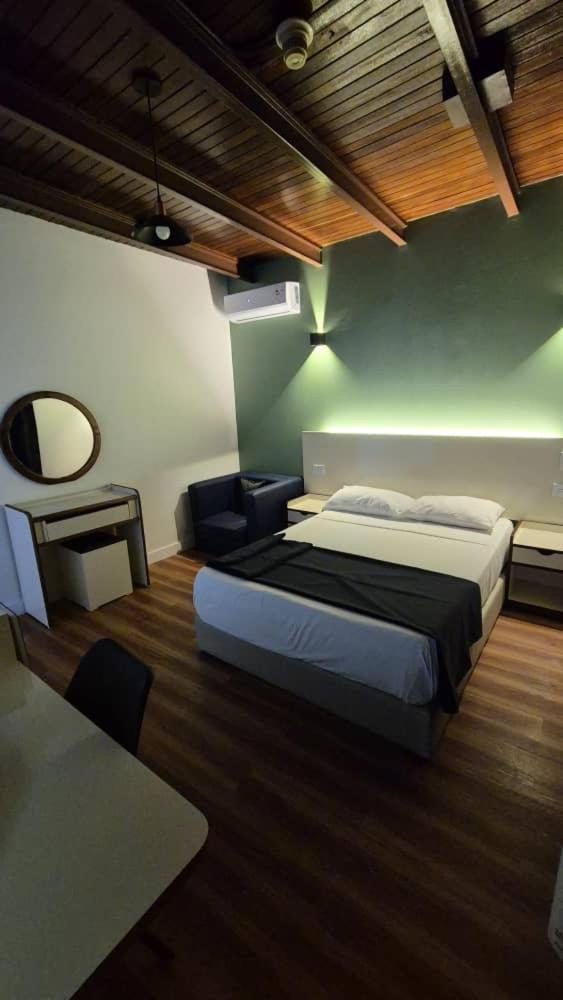 El Arroyo Hotel 3*