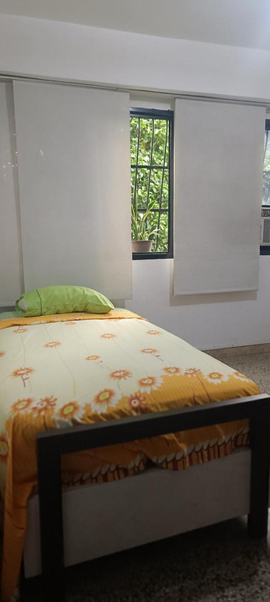 Comoda Individual Habitación en casa particular Caracas