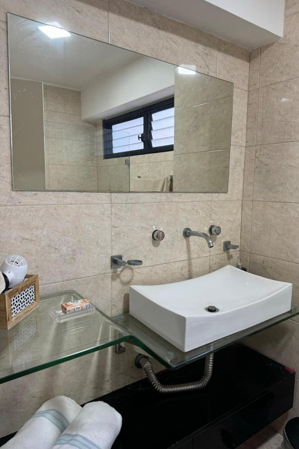 Vip Palos Grandes Full Wifi Apartamento Caracas