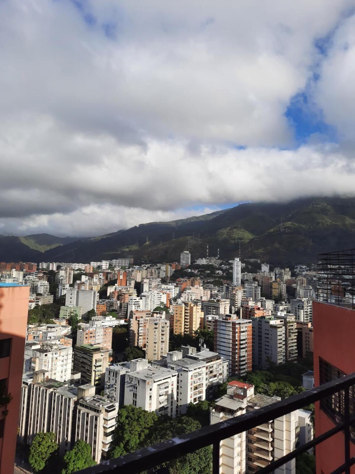 Stylish Apto En Edf Portico Del Apartamento Caracas