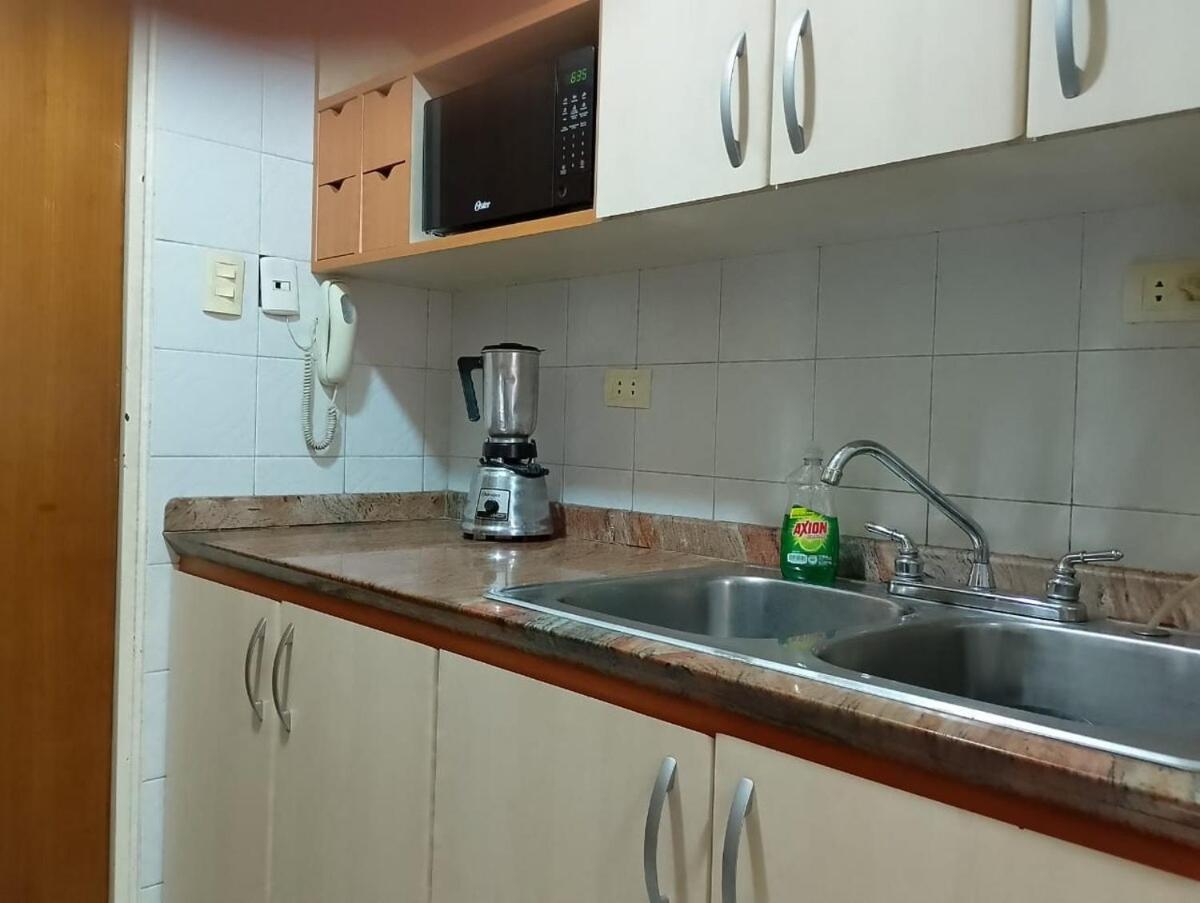 Caracas, The Zone, Super Wifi, Water, Roku Apartamento *