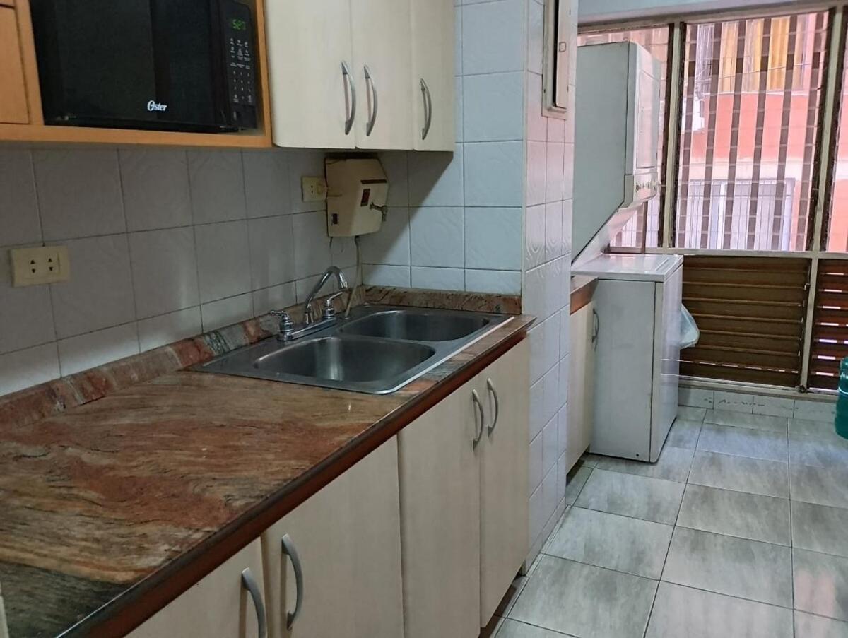 Caracas, The Zone, Super Wifi, Water, Roku Apartamento *