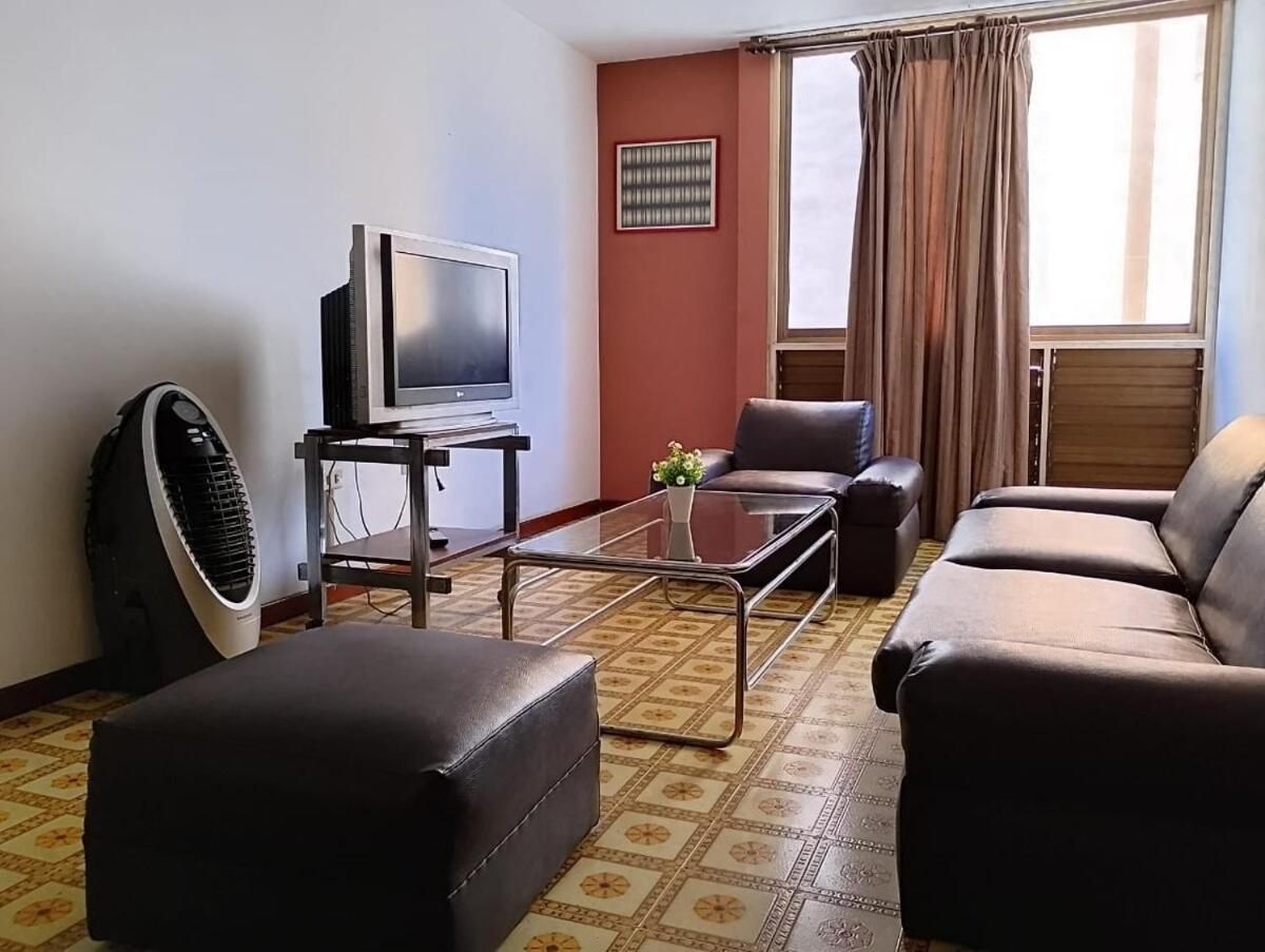 Caracas, The Zone, Super Wifi, Water, Roku Apartamento