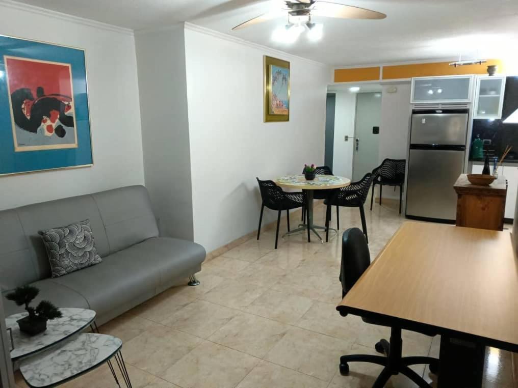 Apartamento El Bosque-chacao Con Terraza