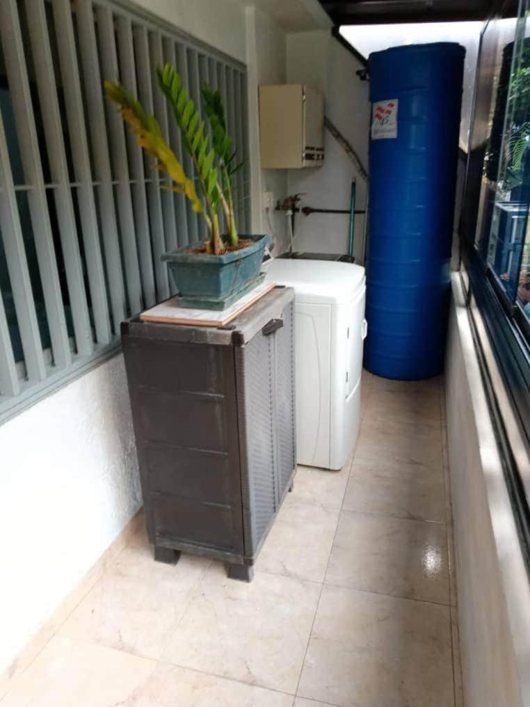 El Bosque-chacao Con Terraza Caracas
