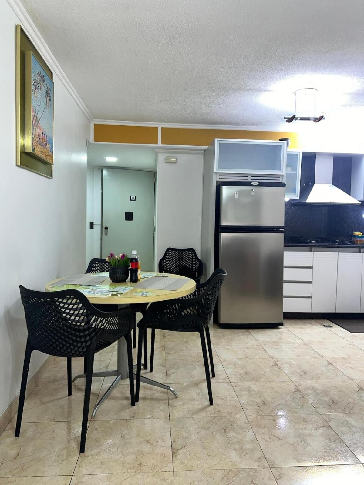 Apartamento El Bosque-chacao Con Terraza Caracas
