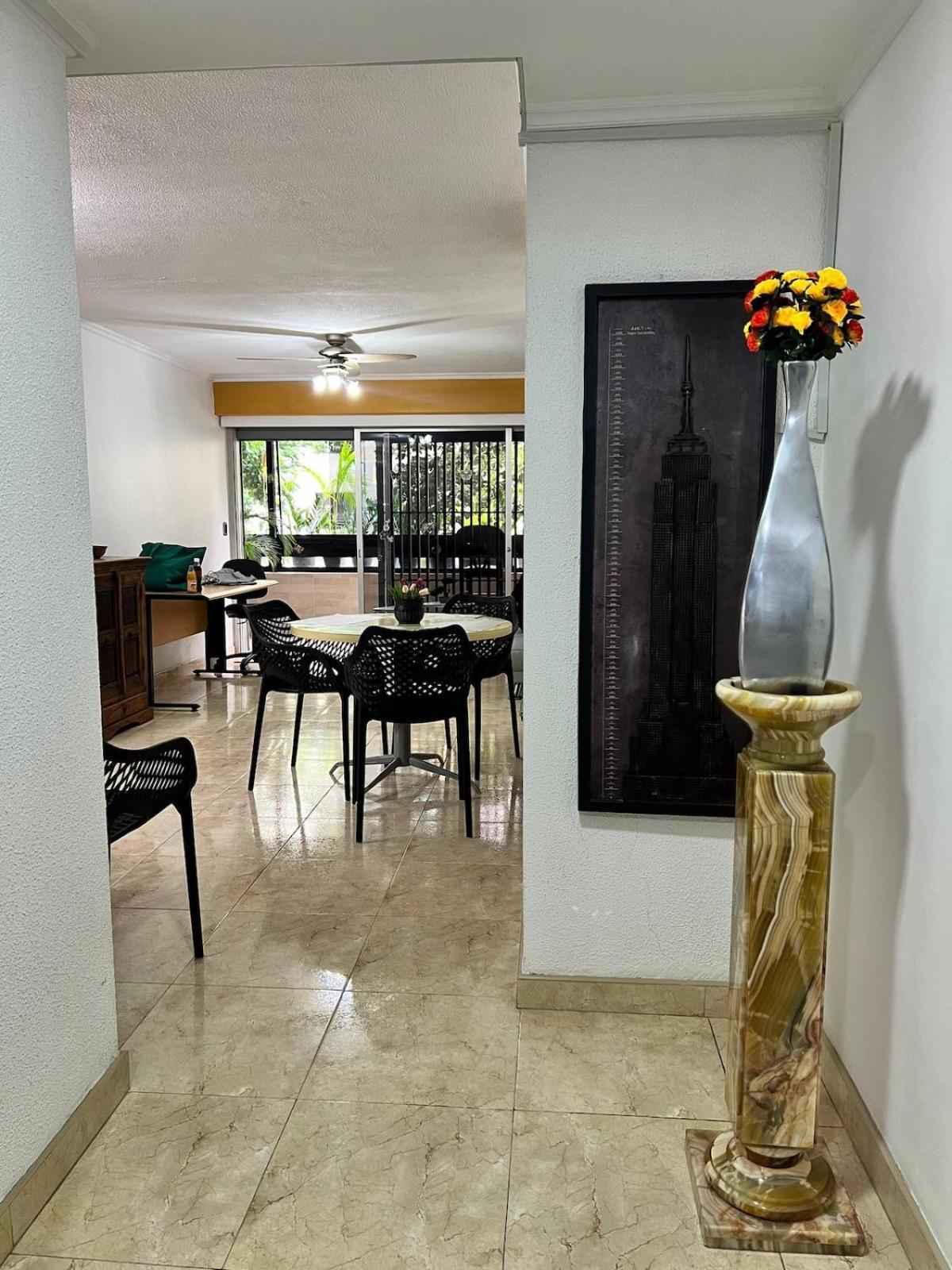 Apartamento El Bosque-chacao Con Terraza