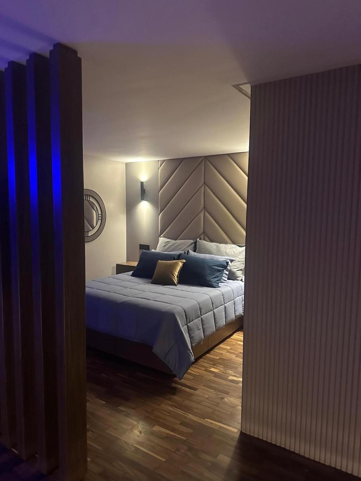Hermoso Recien Remodelado 50 Mts * Caracas