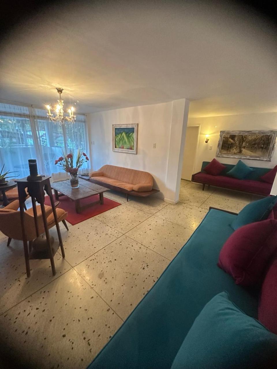 Unico En 3 Habitaciones, 3 Banos, Terrazas, Hamaca, Estacionamiento, Smartv, Wifi Y Decoracion Brutal Estilo Art Deco - Moderno Apartamento