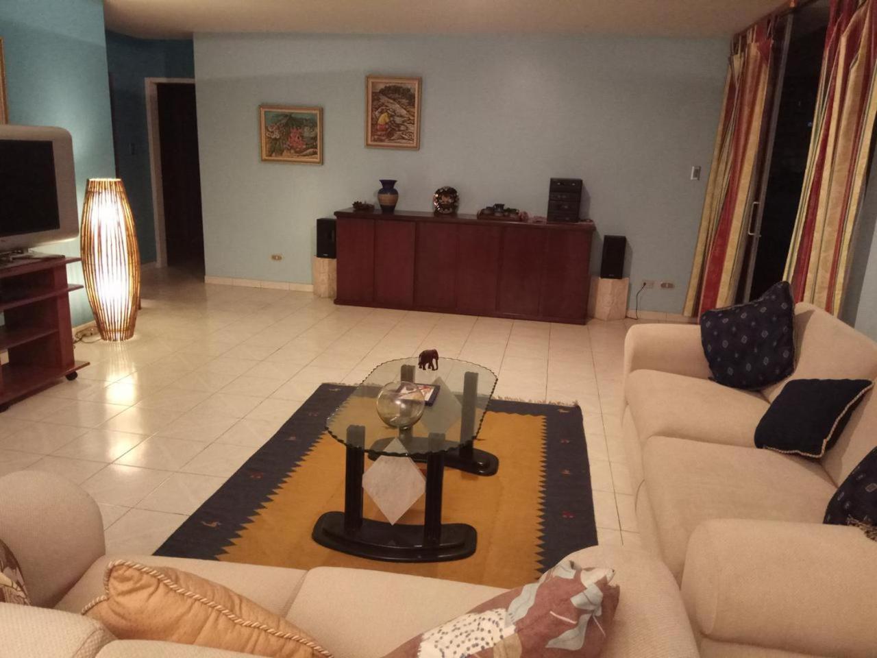 Penthouse En El Centro Financiero De Apartamento