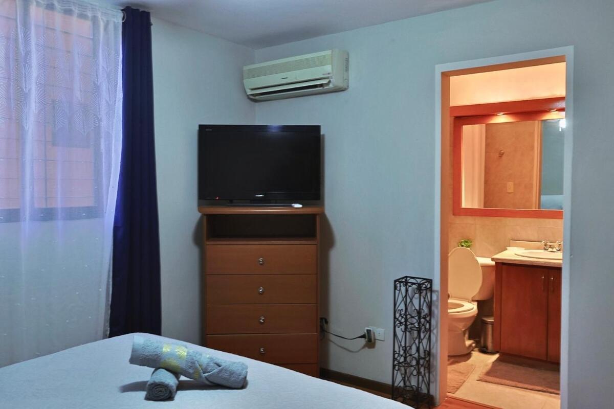 Comfortable For 4 People In La Tahona Apartamento